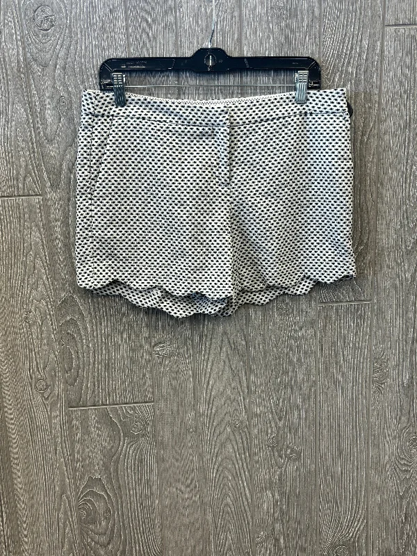 women's sustainable shortsShorts By Cynthia Rowley  Size: 8