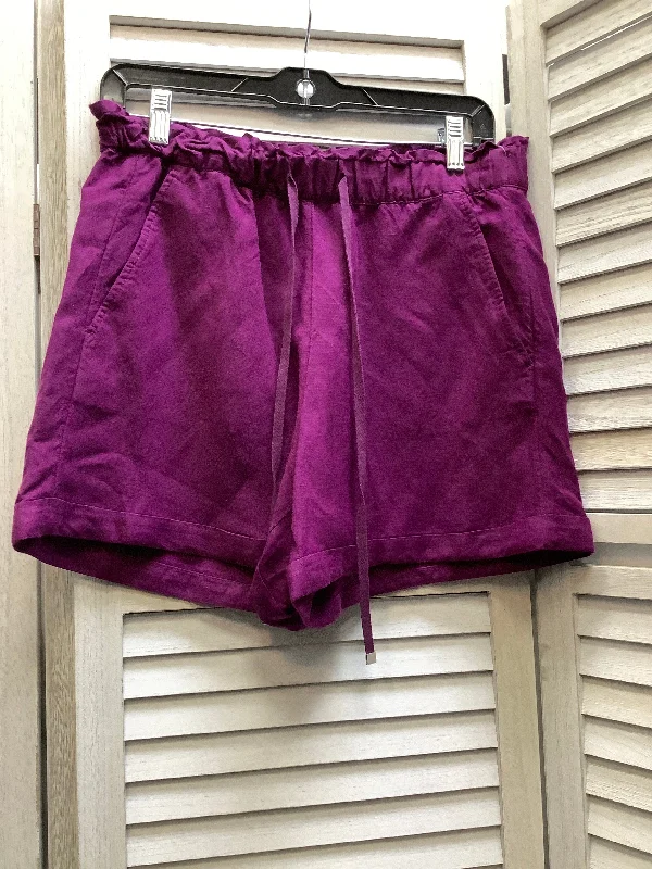 women's buttoned shortsShorts By Loft  Size: S