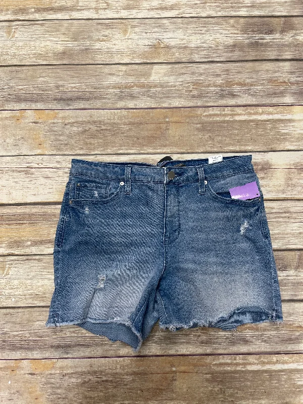 women's mini shortsShorts By Seven 7  Size: 12