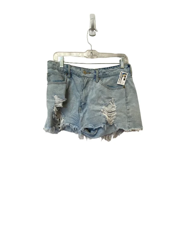 women's everyday shortsShorts By Forever 21  Size: 28