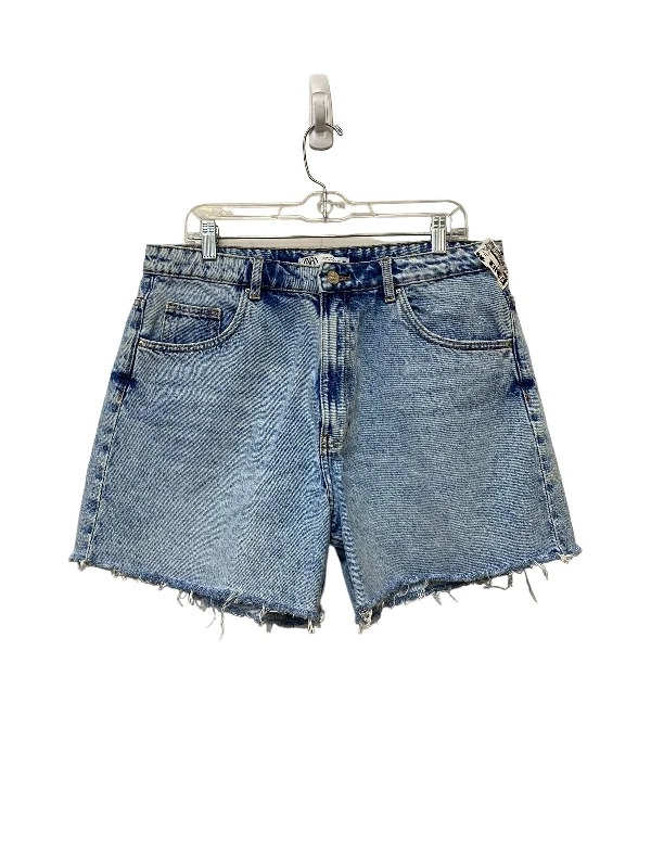 women's wool shortsShorts By Zara  Size: 14