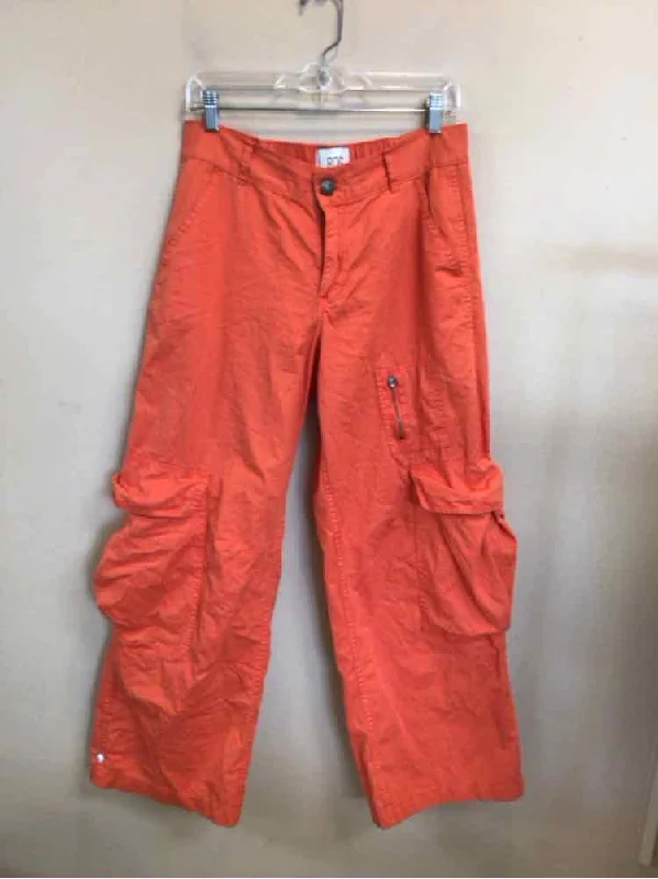 women's distressed pantsBDG SIZE 6 Ladies PANTS