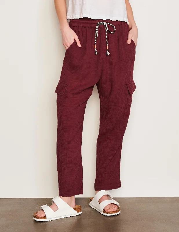 women's travel pantsSundry Easy Cargo in Merlot