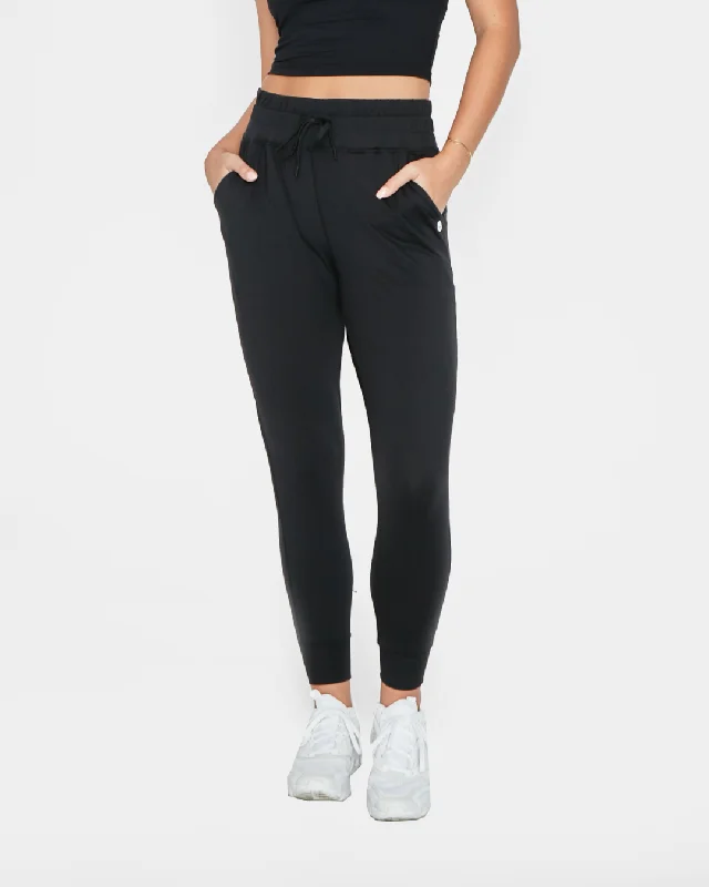 women's mid-rise pantsWeekend Joggers - Black