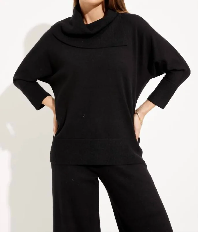 Soft Knitted SweatersAsymmetrical Sweater In Black