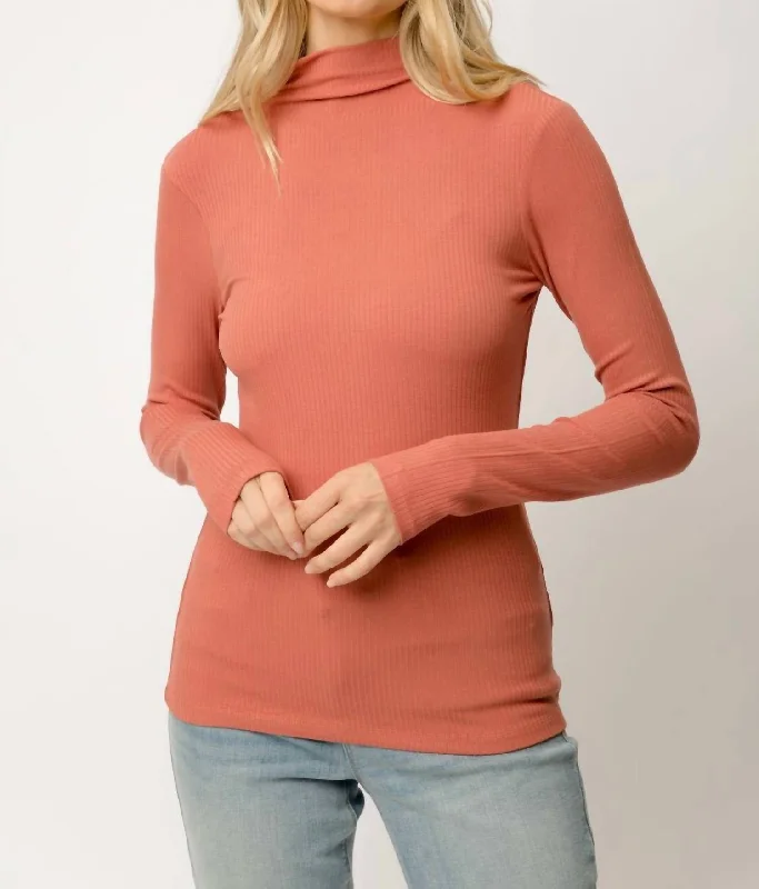 Quick-Dry Wool SweatersRibbed Mock Neck Turtleneck In Terracotta