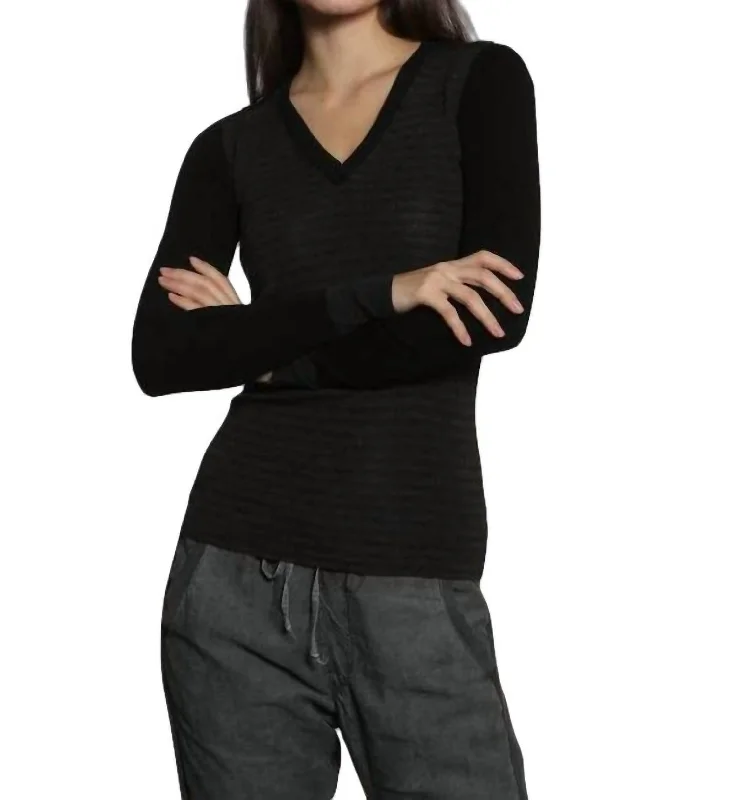 Soft Thick Cashmere SweatersSkinny Rib Vee Pullover In Brown/charcoal