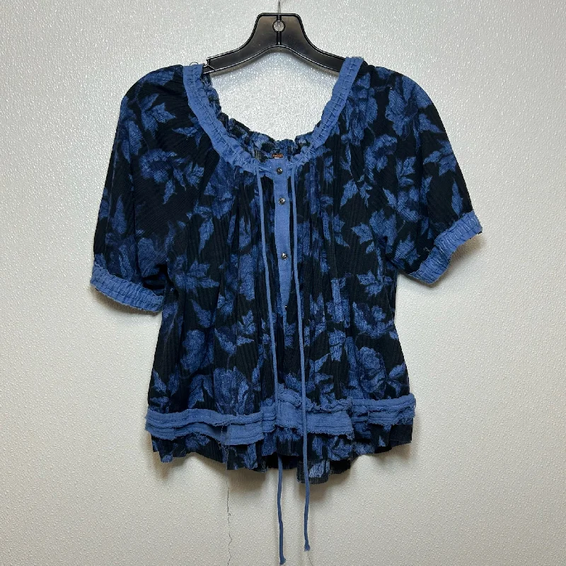 women's tops that offer a perfect blend of style, comfort, and affordabilityTop Short Sleeve By Free People In Blue, Size: L