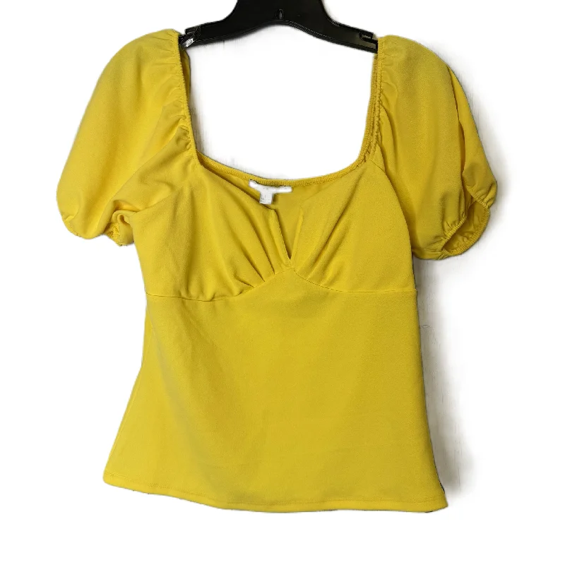 women's tops for mixing and matching with different bottomsTop Short Sleeve By Haute Monde In Yellow, Size: L