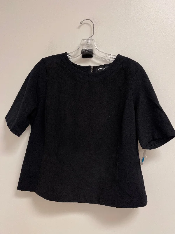 women's tops for those who want to stay on top of the latest fashion trends and wear pieces that are both stylish and on-trendTop Short Sleeve By Liz Claiborne In Black, Size: L